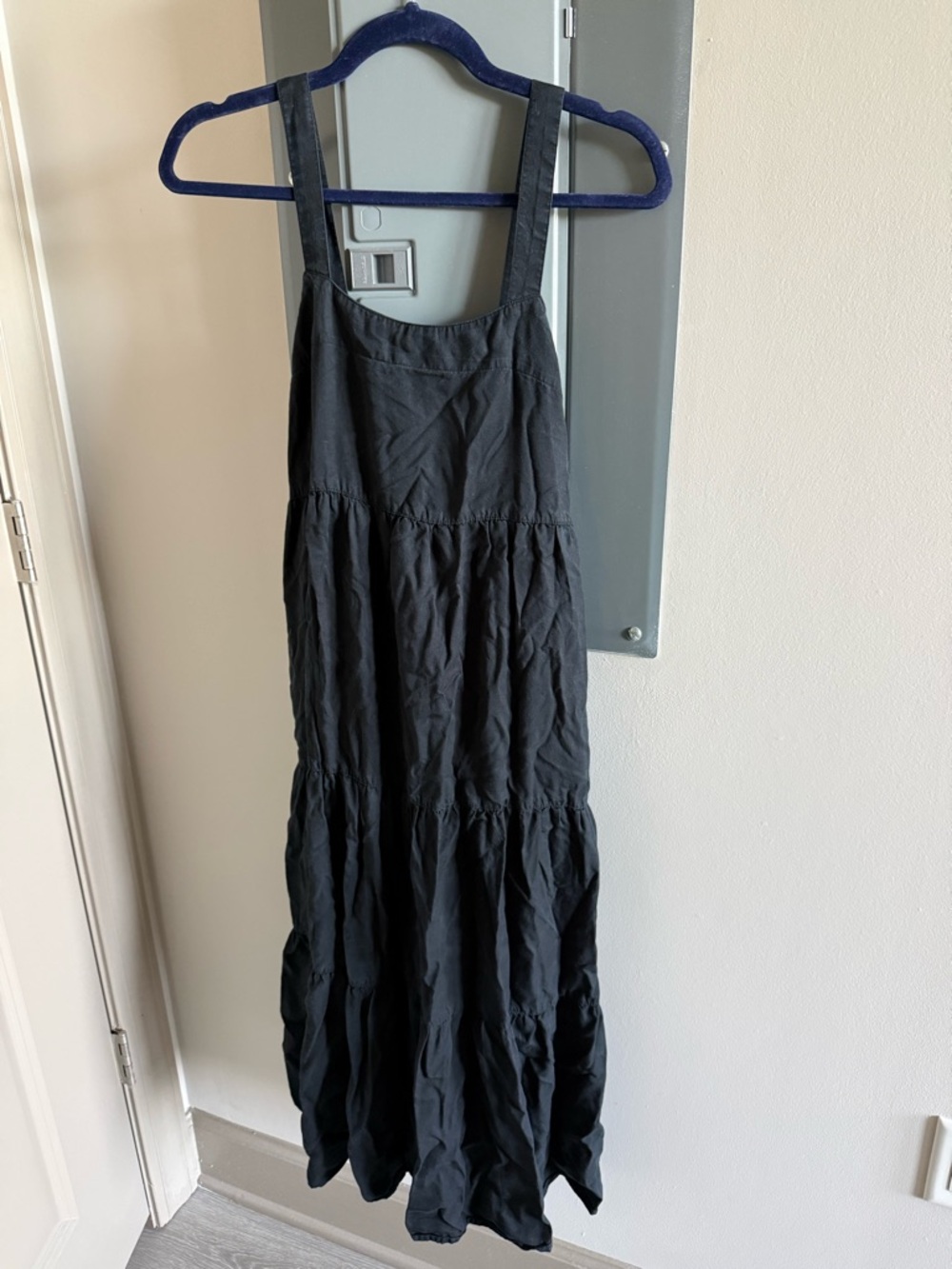 The drop black maxi dress